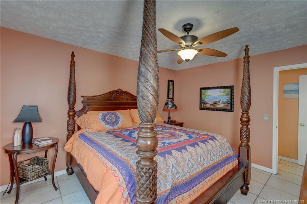 428 SW Akron Avenue 1A