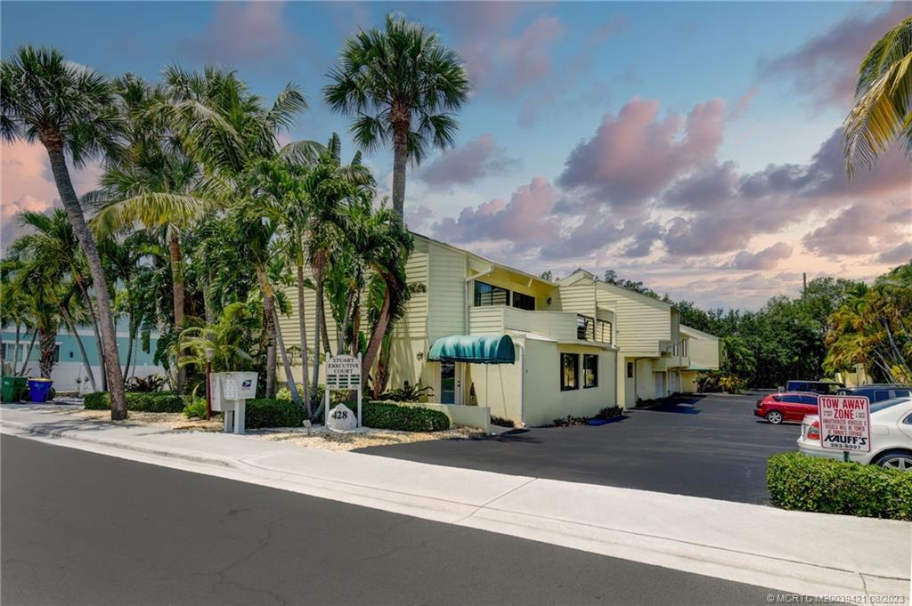 428 SW Akron Avenue 1A