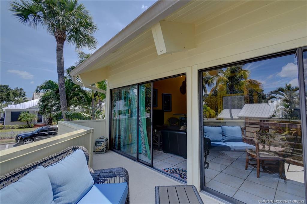 428 SW Akron Avenue 1A