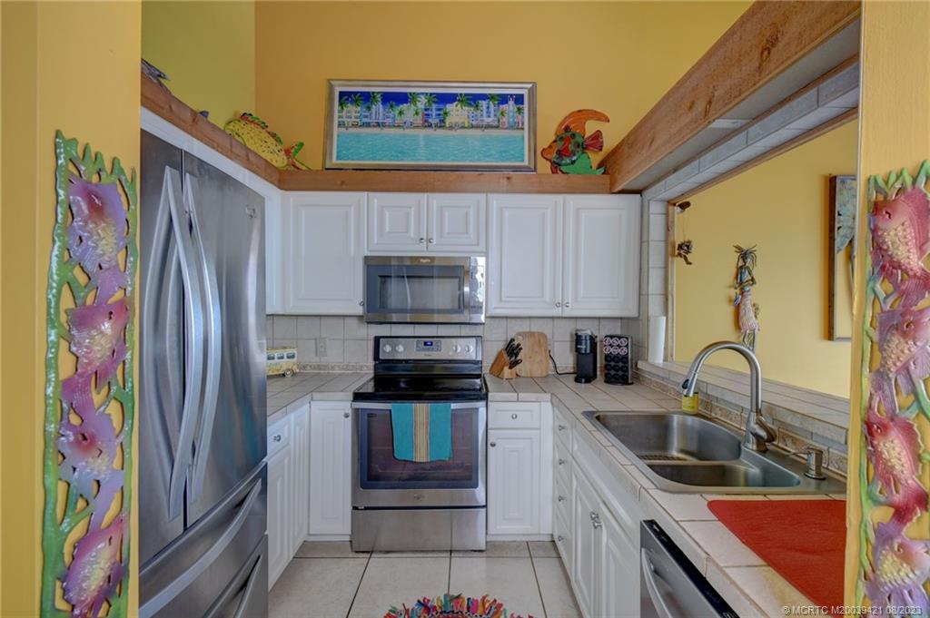 428 SW Akron Avenue 1A