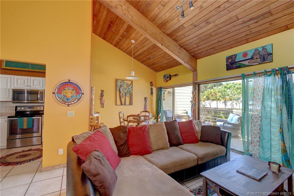 428 SW Akron Avenue 1A