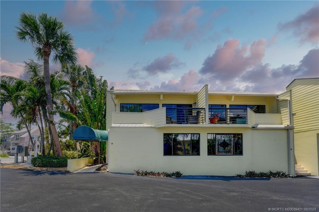 428 SW Akron Avenue 1A