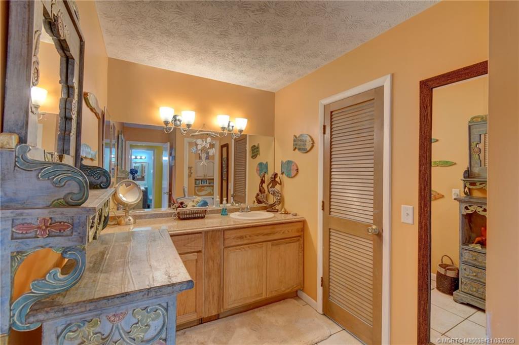 428 SW Akron Avenue 1A