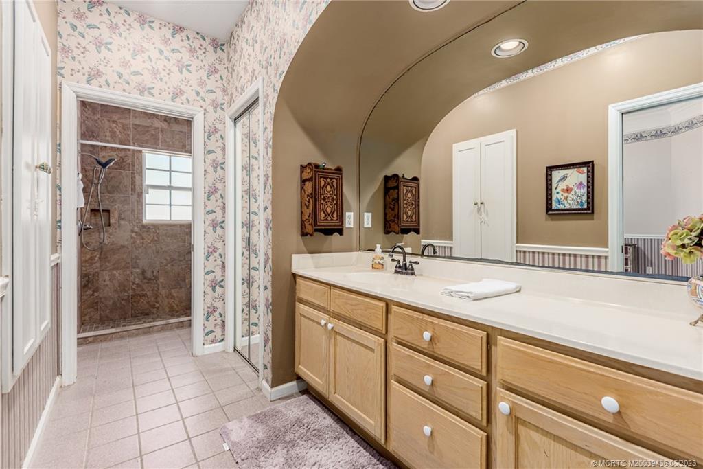 5506 SW Ludlum Street