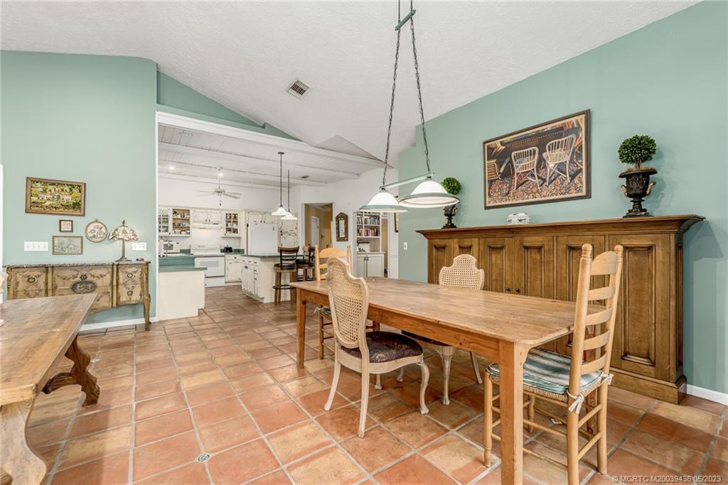 5506 SW Ludlum Street