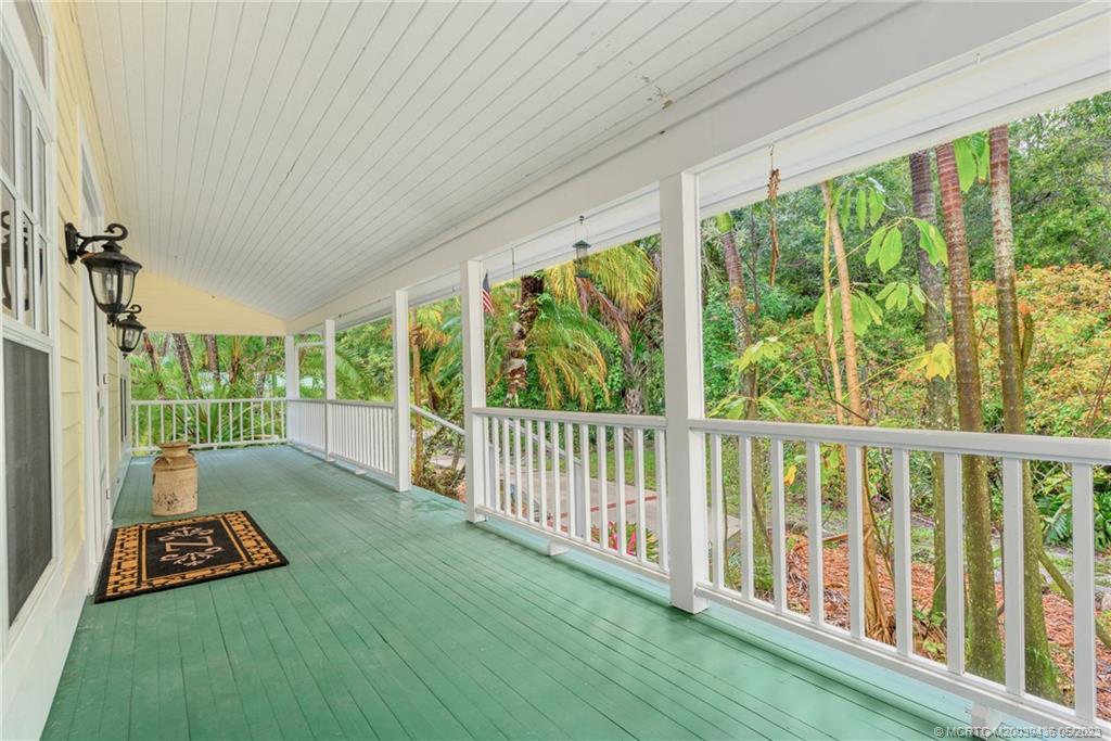 5506 SW Ludlum Street