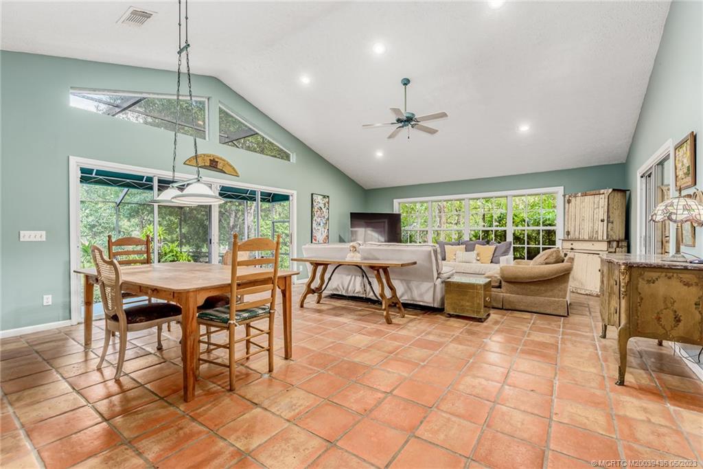 5506 SW Ludlum Street