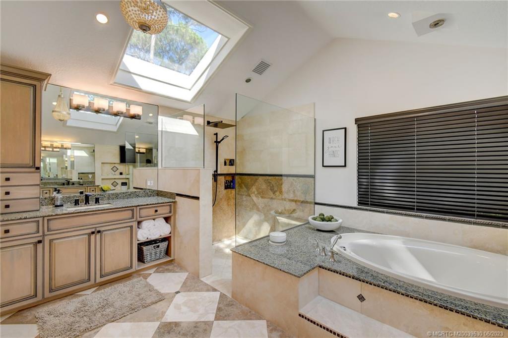 3622 SW Mashie Court