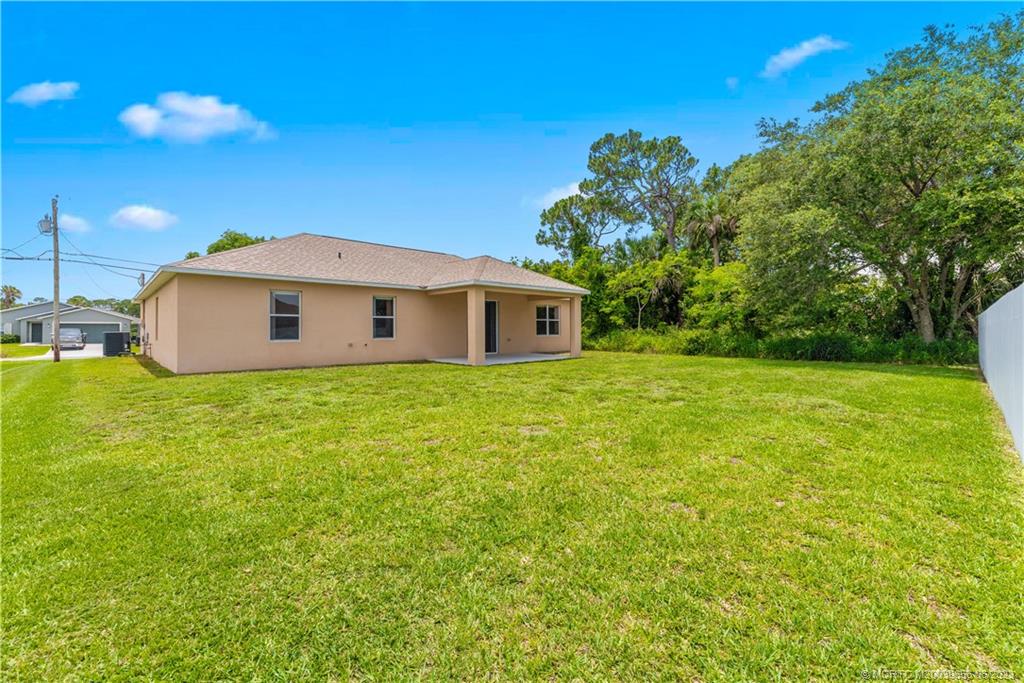 1237 SW Babcock Avenue