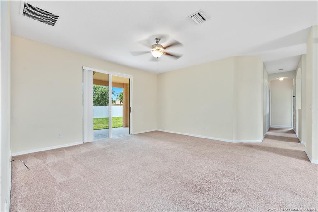 1237 SW Babcock Avenue