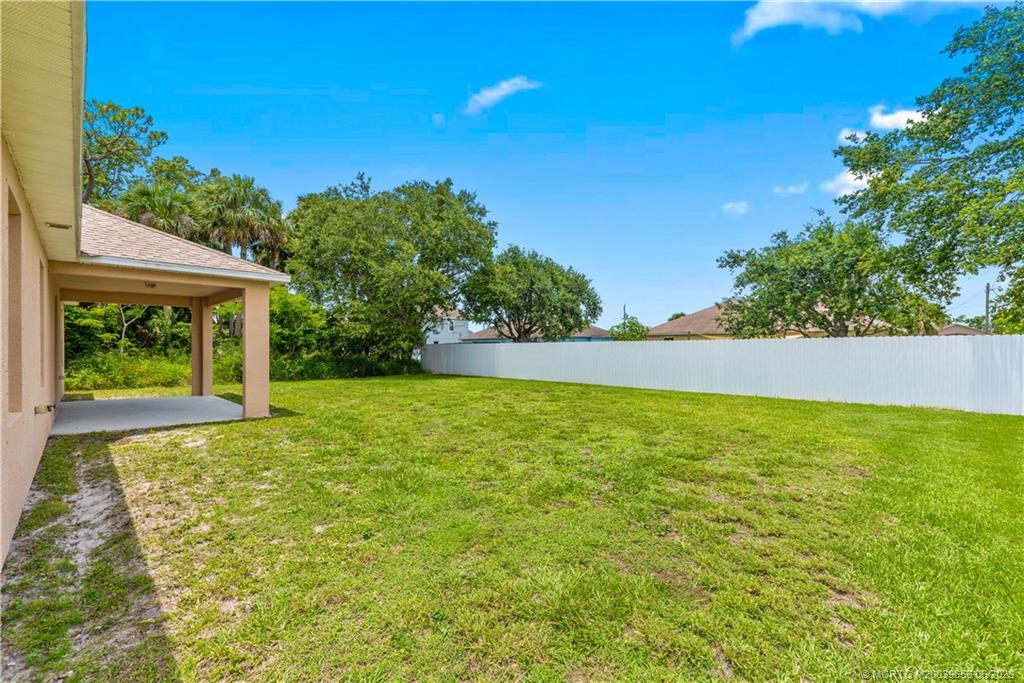 1237 SW Babcock Avenue