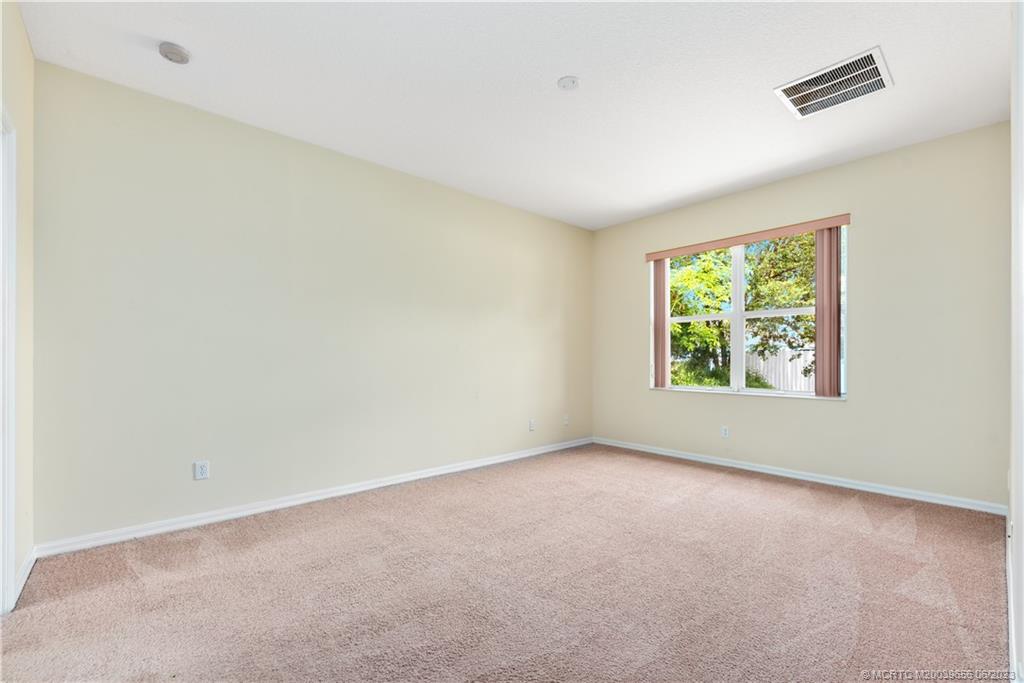 1237 SW Babcock Avenue