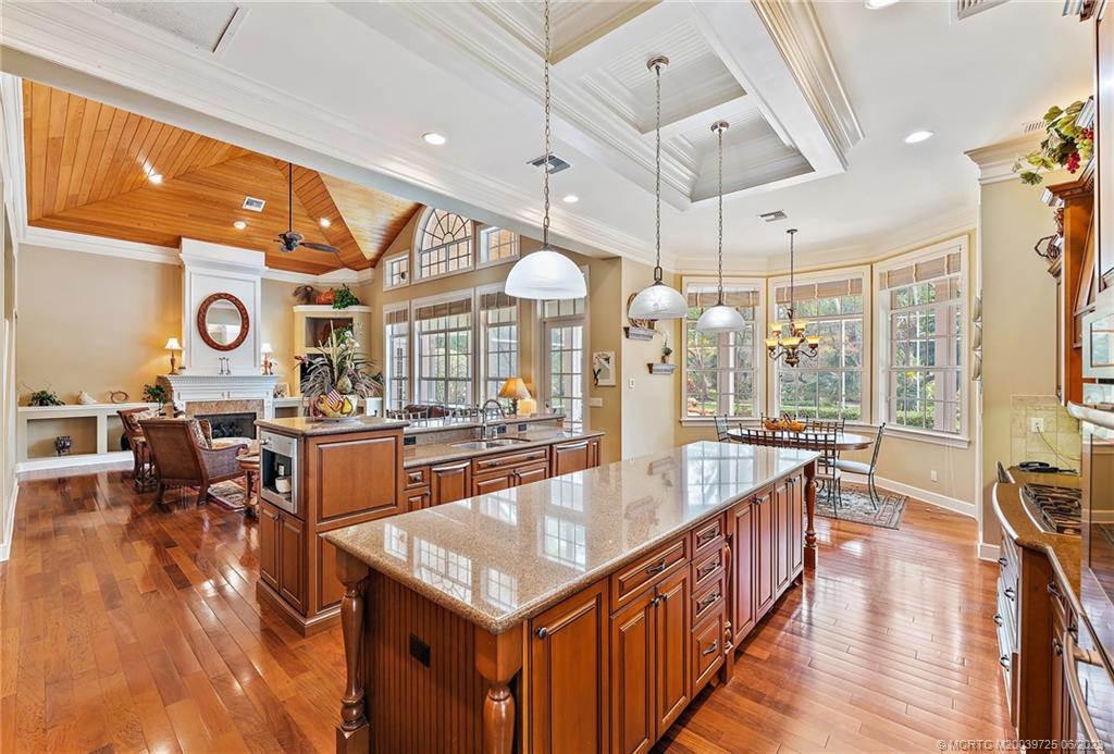 100 SW Willow Lake Trail