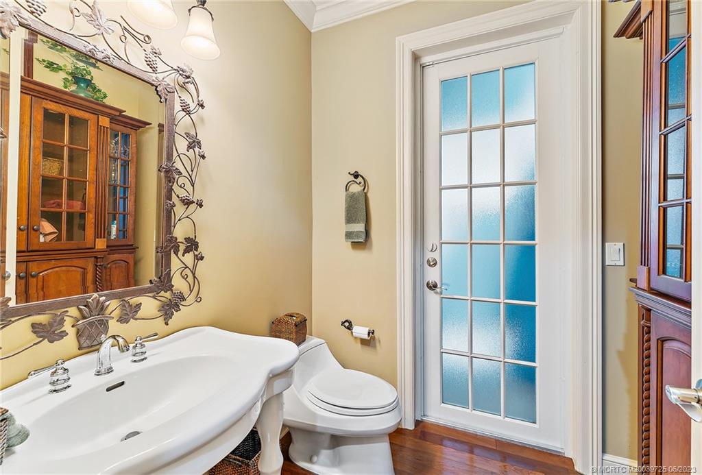 100 SW Willow Lake Trail