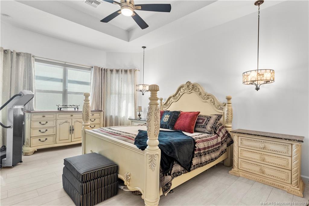 11844 SW Sailfish Isles Way