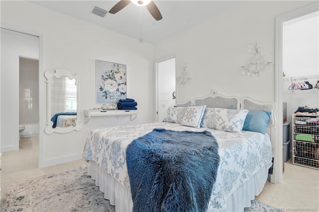 11844 SW Sailfish Isles Way