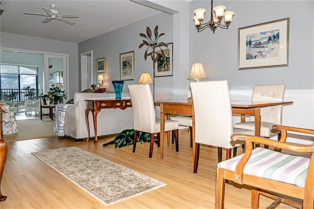 24 Harbour Isle Drive W 201