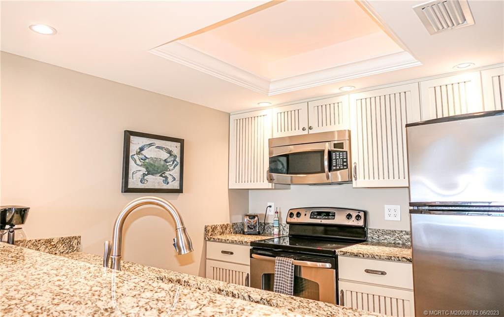 379 NE Tradewind Lane 1208