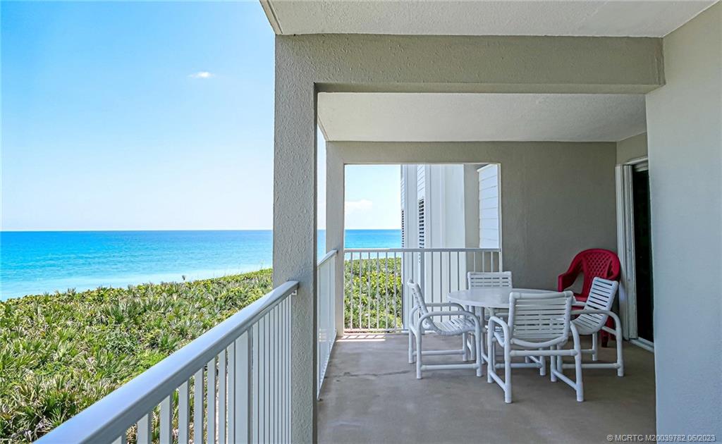 379 NE Tradewind Lane 1208