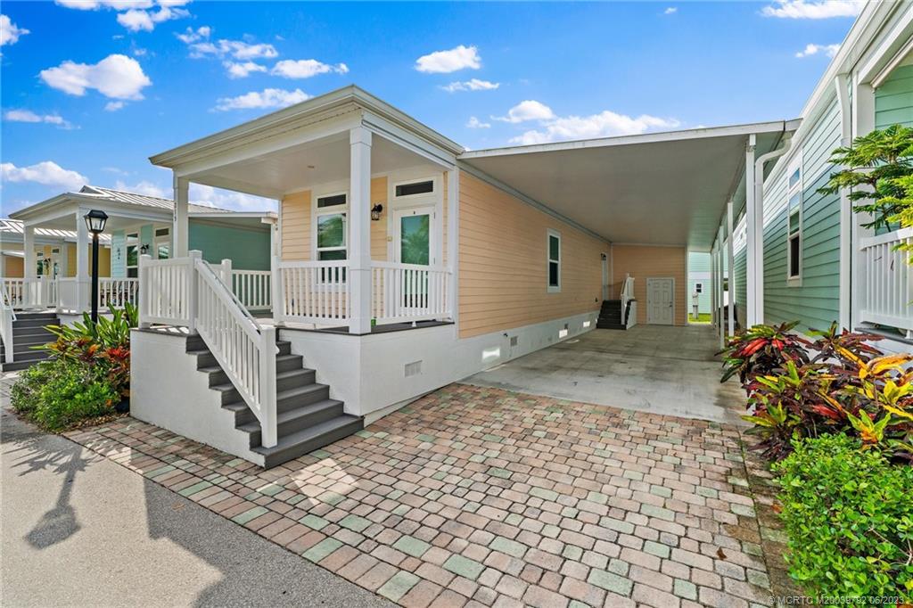 215 NE Coastal Drive