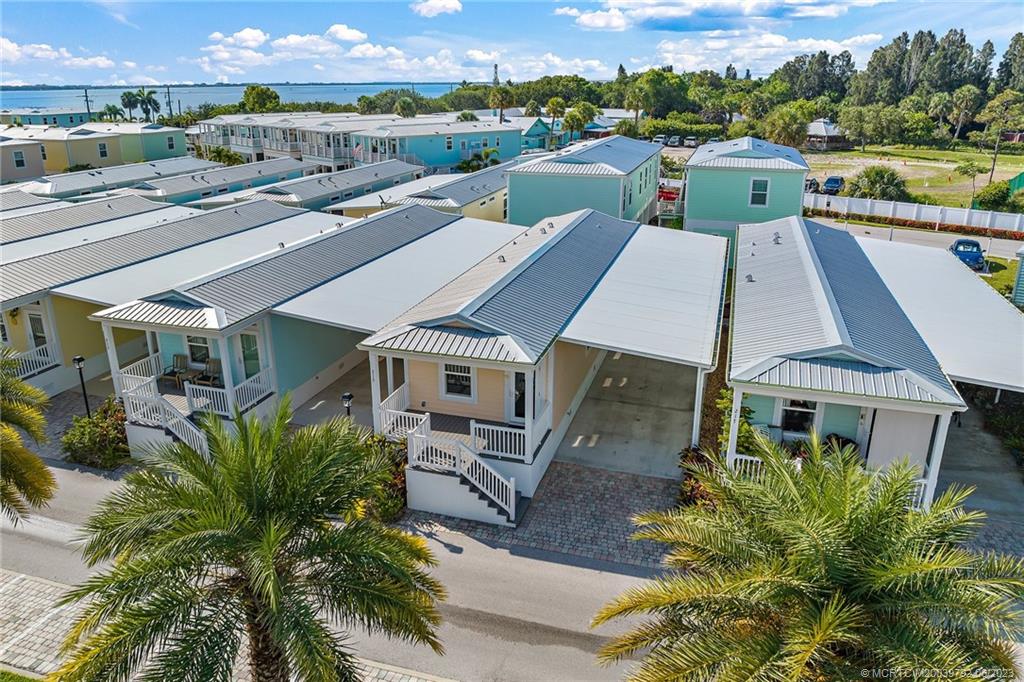 215 NE Coastal Drive