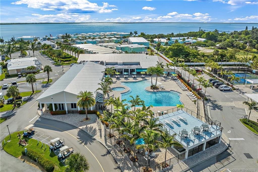 215 NE Coastal Drive