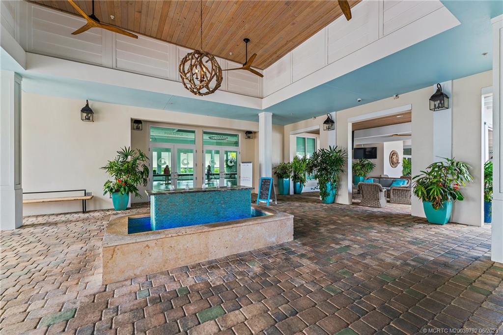 215 NE Coastal Drive