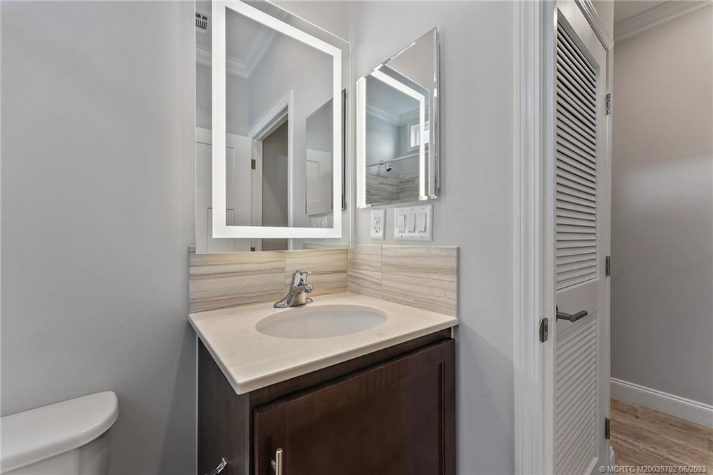 215 NE Coastal Drive