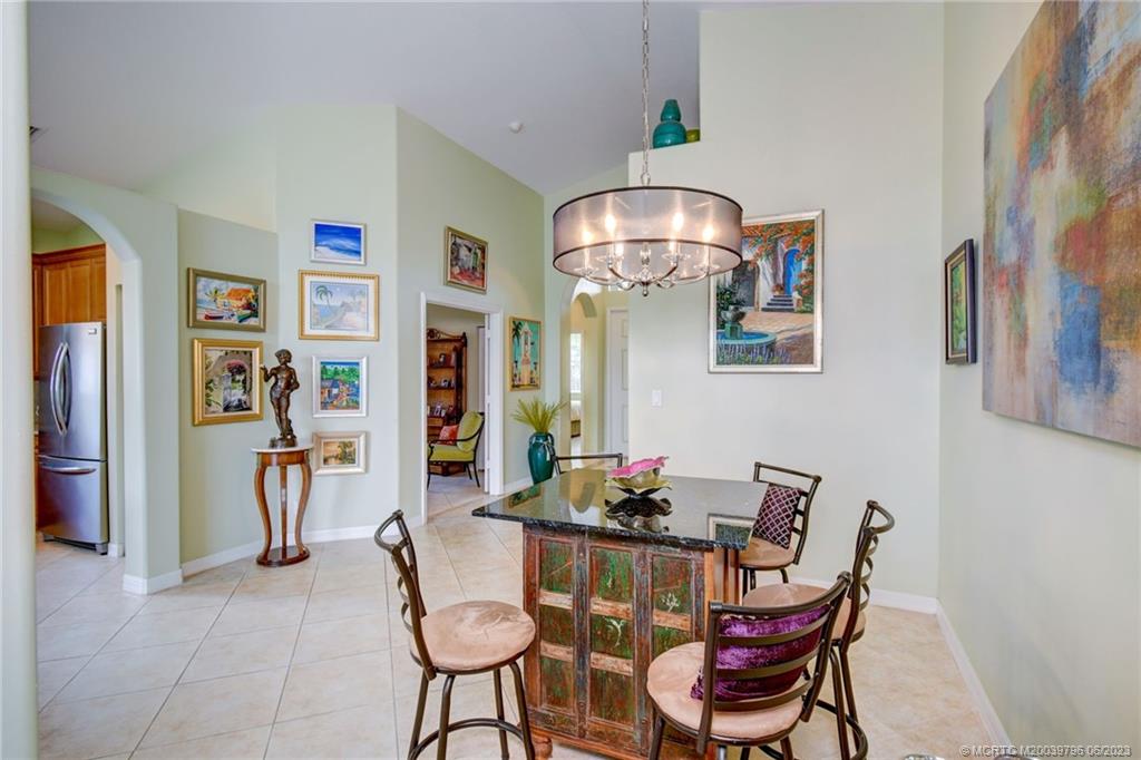 2763 SE Stonebriar Way