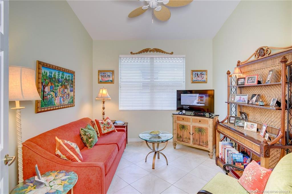 2763 SE Stonebriar Way