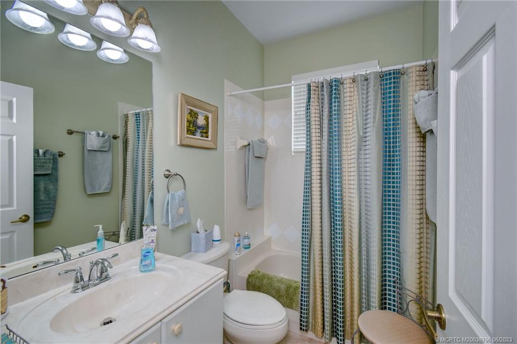 2763 SE Stonebriar Way