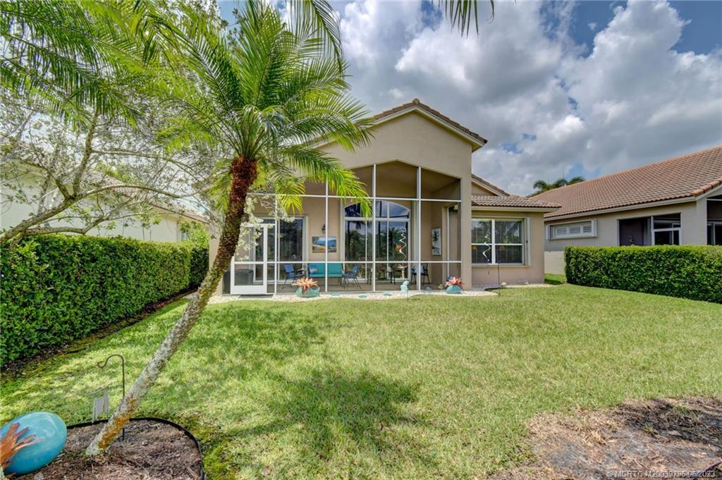 2763 SE Stonebriar Way