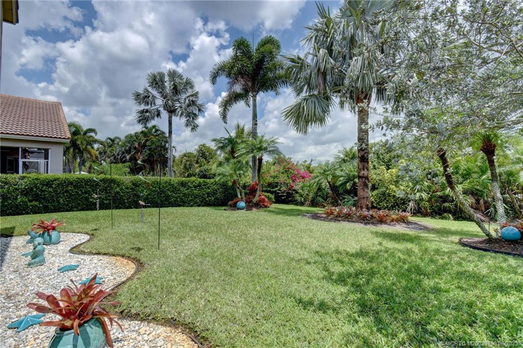 2763 SE Stonebriar Way