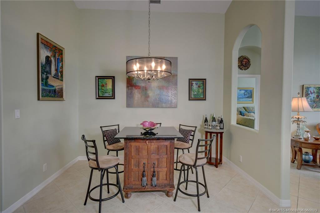 2763 SE Stonebriar Way