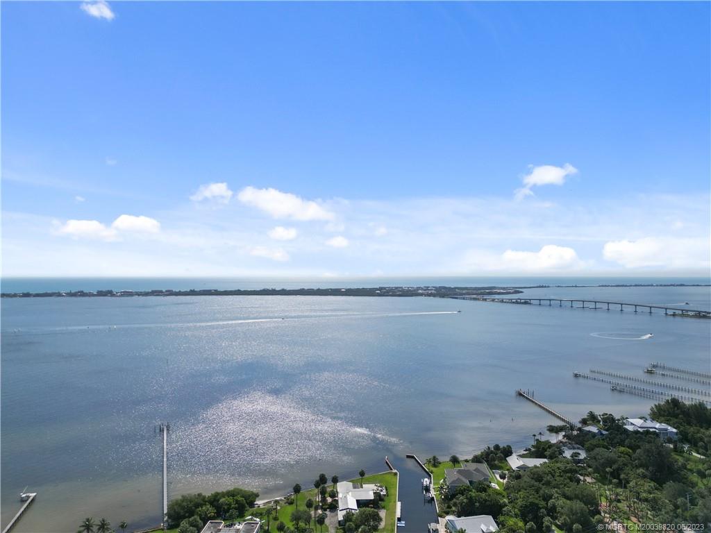 88 N Sewalls Point Road