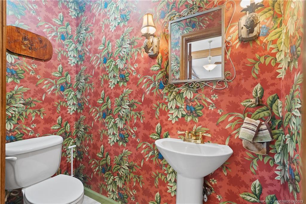 88 N Sewalls Point Road