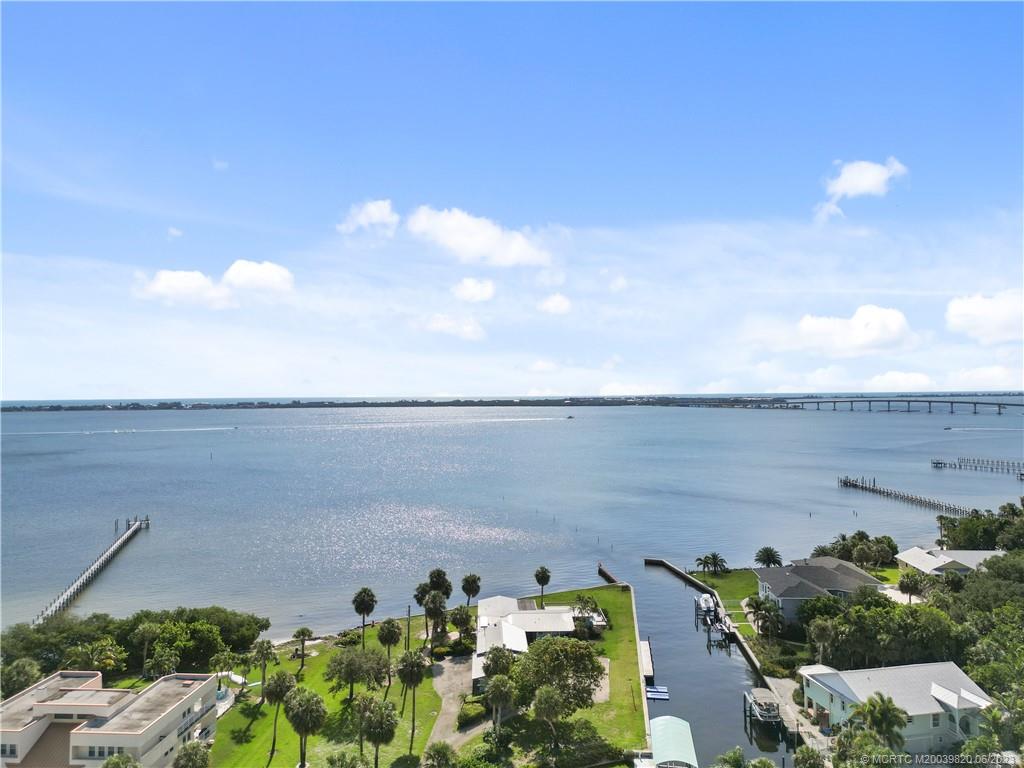 88 N Sewalls Point Road