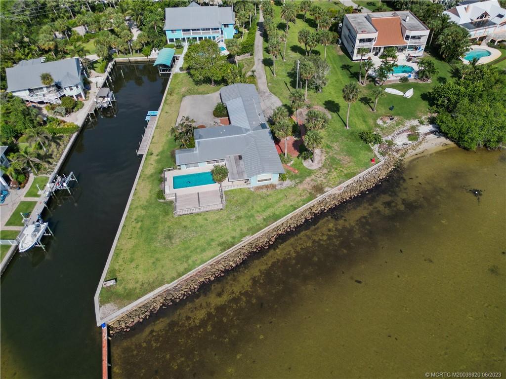 88 N Sewalls Point Road