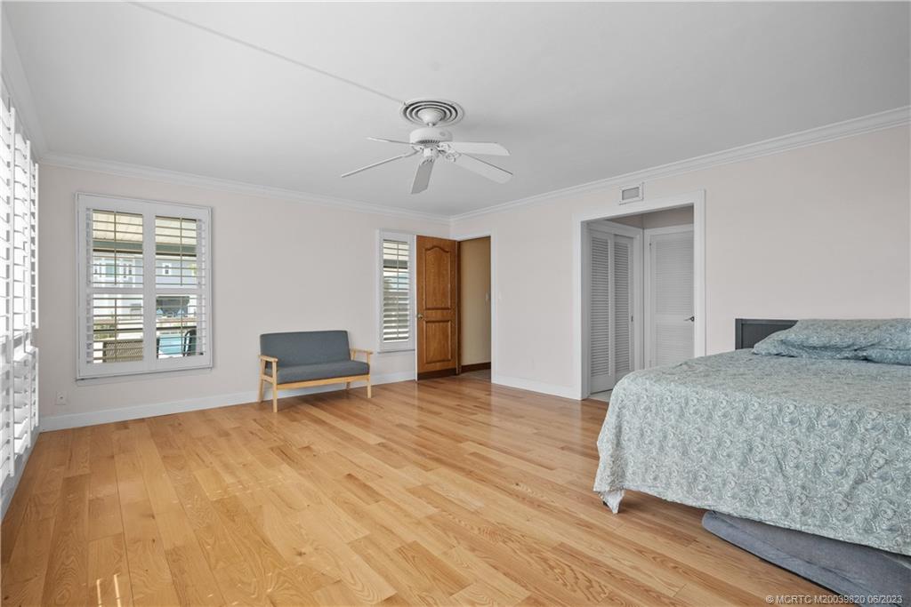 88 N Sewalls Point Road