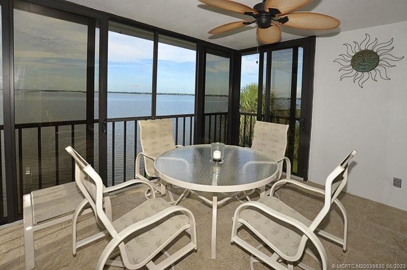20 NE Plantation Road 302