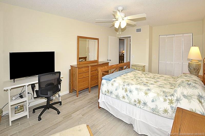 20 NE Plantation Road 302