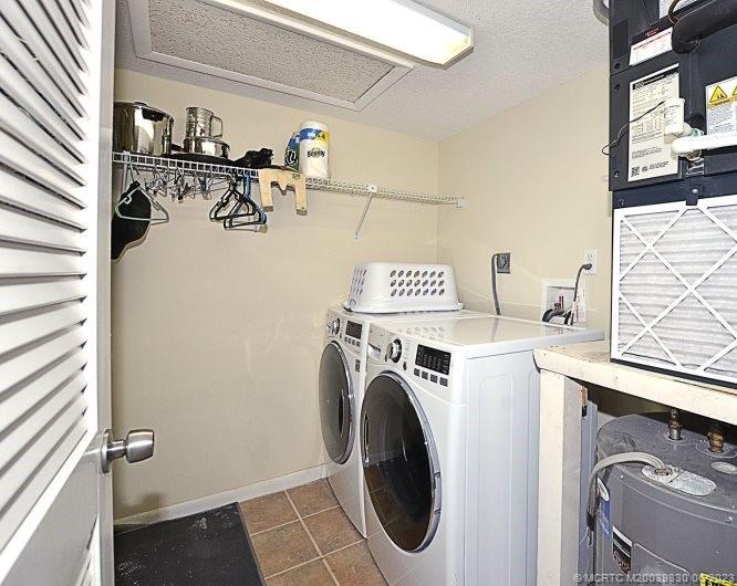 20 NE Plantation Road 302