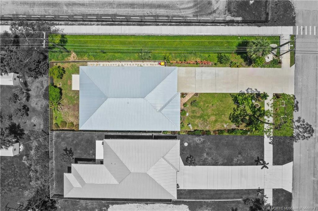 4786 SE Horizon Avenue