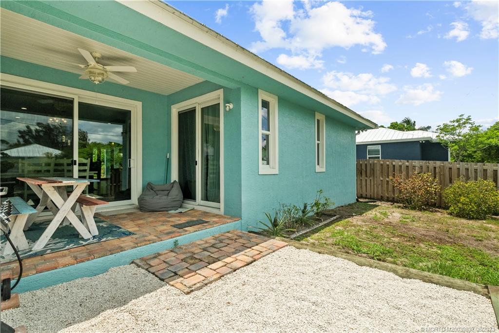 4786 SE Horizon Avenue