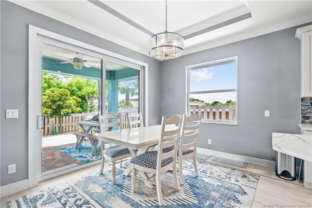 4786 SE Horizon Avenue