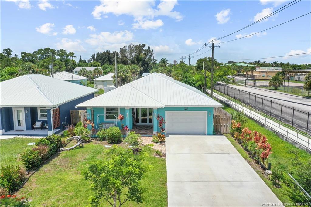 4786 SE Horizon Avenue