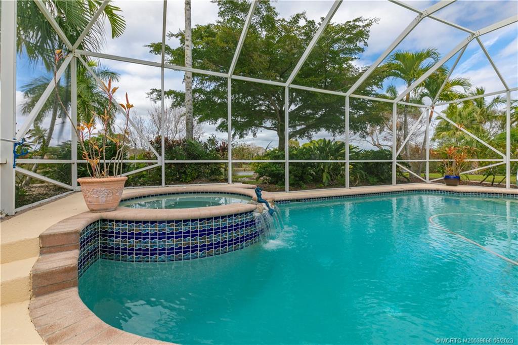 2277 SW Dove Canyon Way