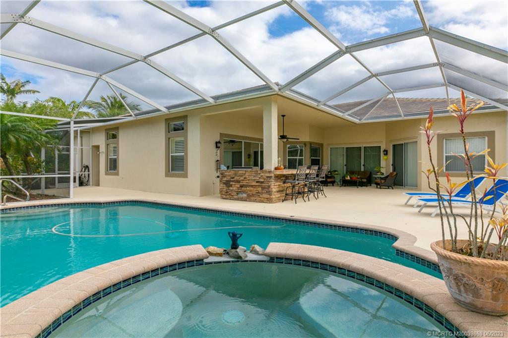 2277 SW Dove Canyon Way