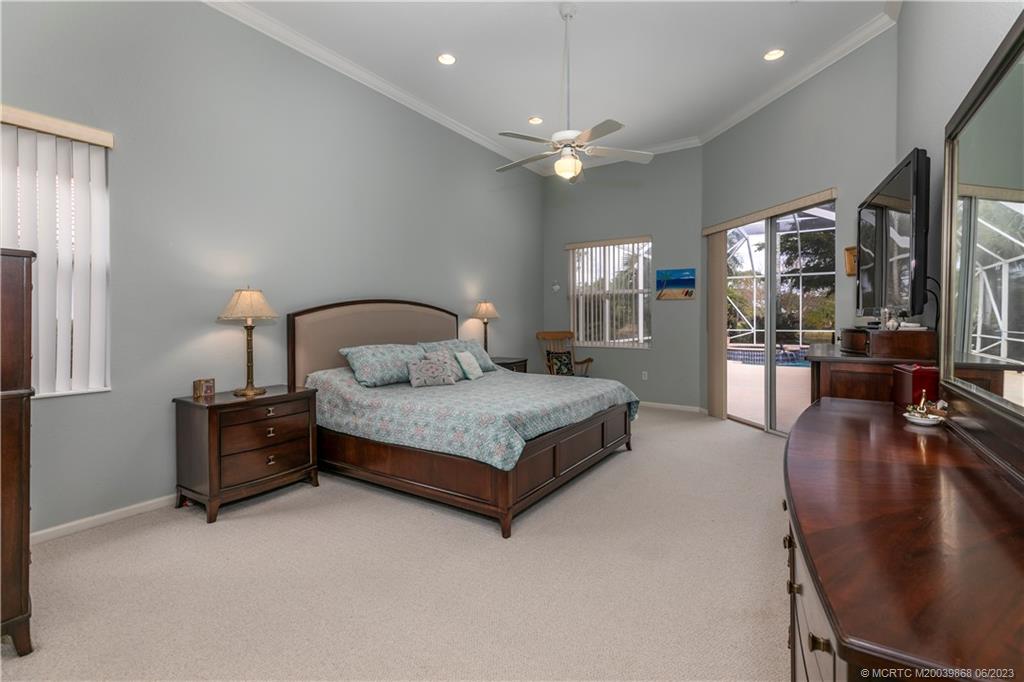 2277 SW Dove Canyon Way