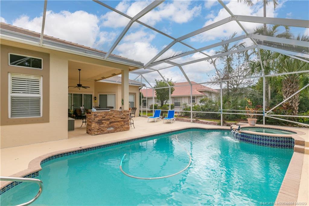 2277 SW Dove Canyon Way